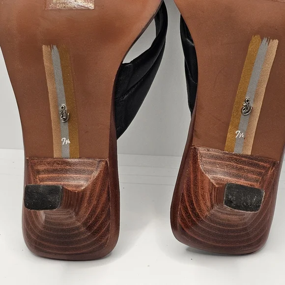 Sam Edelman Daphney Slip On Kitten Heel Thong Sandals Black 7.5 M Leather Upper - Picture 5 of 7